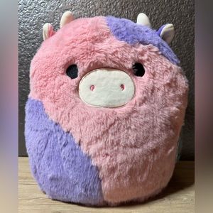 Squishmallows Fuzzamallow Patty